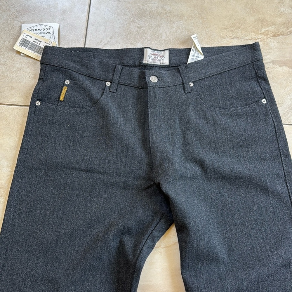EMPORIO ARMANI JEANS